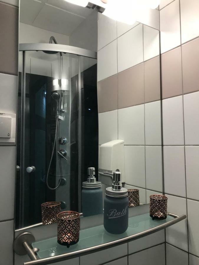 Vabank Apartamenty W Centrum زيلونا غورا المظهر الخارجي الصورة