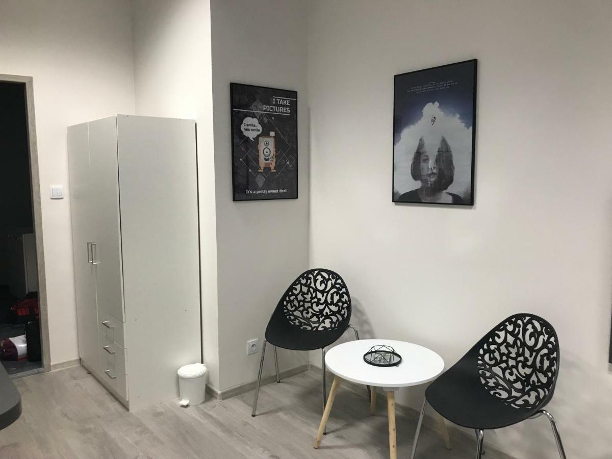 Vabank Apartamenty W Centrum زيلونا غورا المظهر الخارجي الصورة
