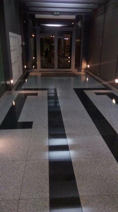 Vabank Apartamenty W Centrum زيلونا غورا المظهر الخارجي الصورة